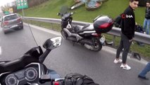 Mecidiyeköy'de Aracın Sıkıştırdığı Motosikletli Bariyerlere Çarpıp Yaralandı