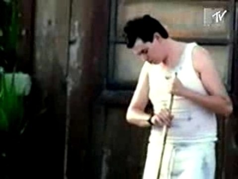 Pub drole Renault - Funny Renault Ad