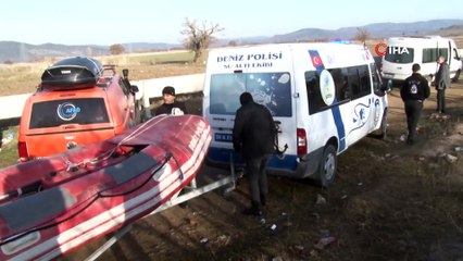 Dereye Uçtuğu İddia Edilen Otomobili Arama Çalışmaları Sürüyor