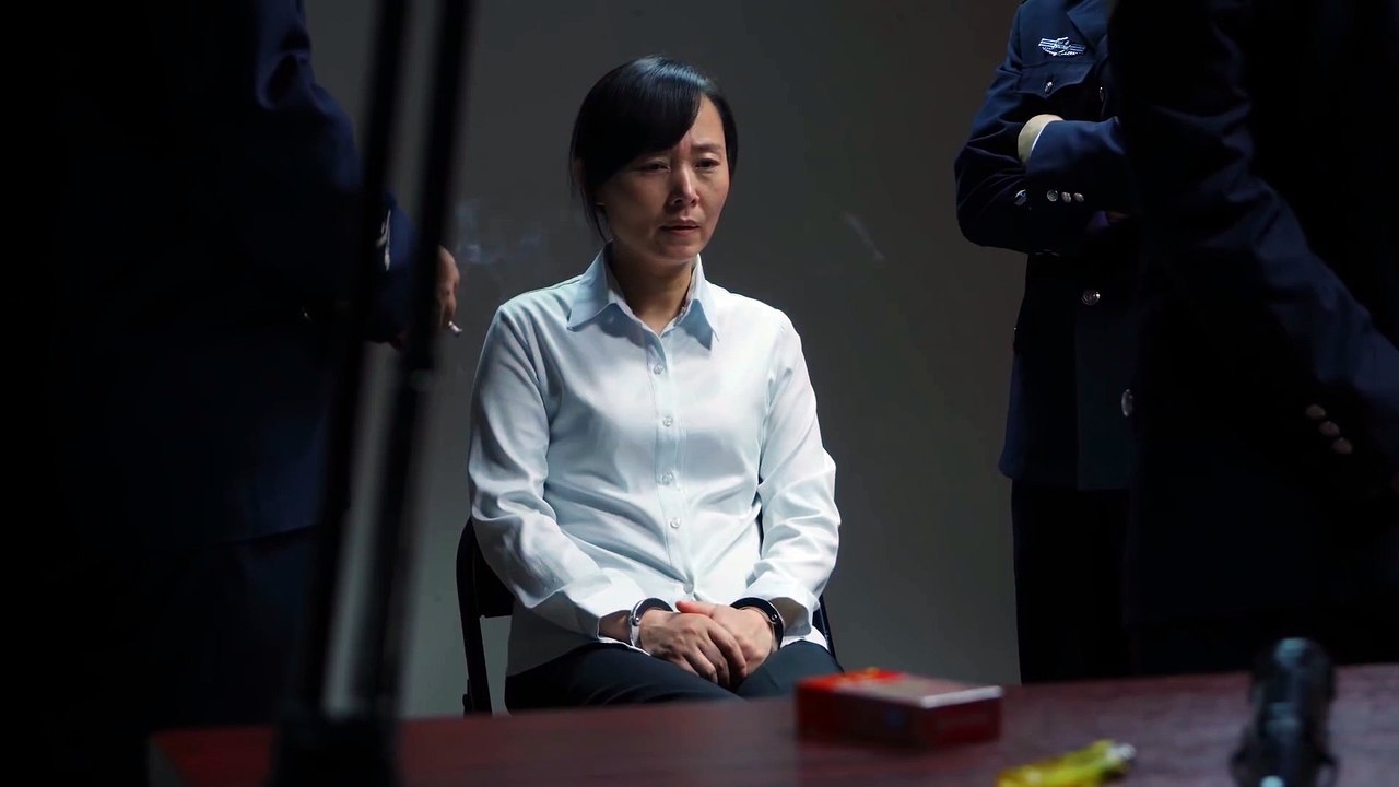 Christliche Film Clip - Warum überwacht und unterdrückt die KPCh die Christen so sehr?