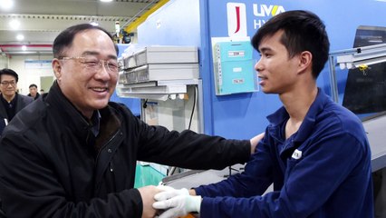 홍남기, 설 연휴 남동공단 방문..."수출활력 회복방안 마련 중" / YTN