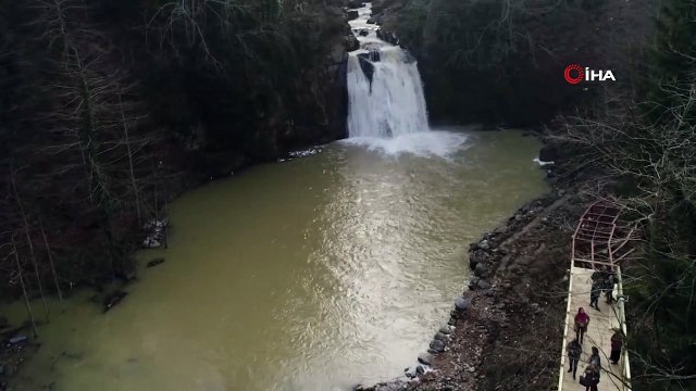 Canik Şelalesi Eşsiz Güzelliği ile Dikkat Çekiyor
