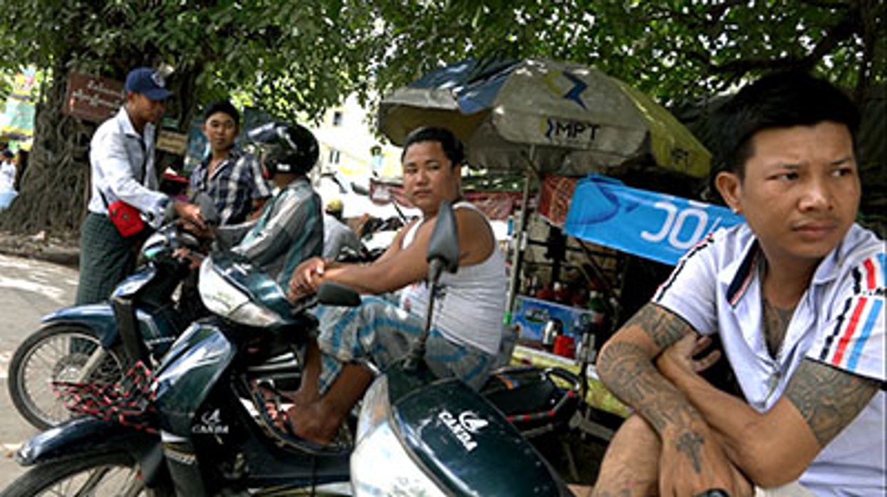 ရန္ကုန္တိုင္း ၆ၿမိဳ႕နယ္တြင္ ဆိုင္ကယ္စီးခြင့္ျပဳေရး အဆို ရႈံးနိမ့္ (႐ုပ္/သံ)