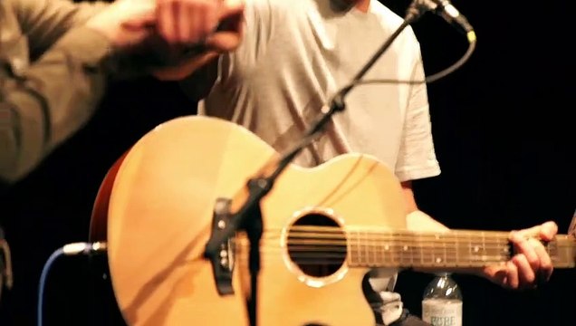 Heckler tells a bogan love story LIVE ONSTAGE