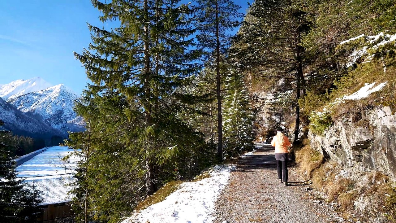 Winterwanderung im Lechtal: Sonnenseitenrunde