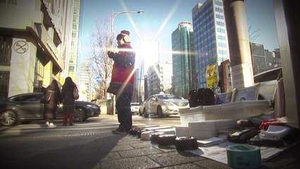 [영상] 희망을 파는 거리의 상인 / YTN