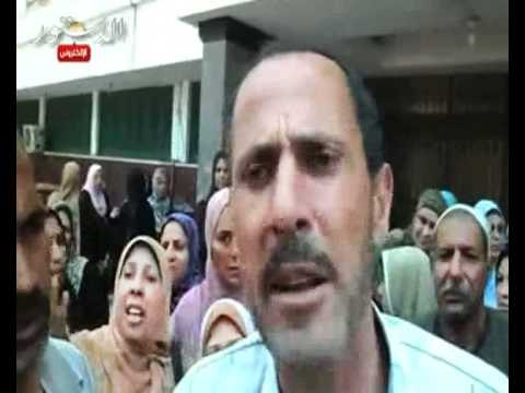 وقفة إحتجاجية للعاملين بالحميات أمام محافظة الغربية