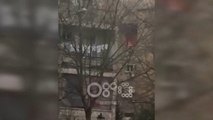 Ora News - Zjarr në një apartament në Tiranë, dy të plagosur
