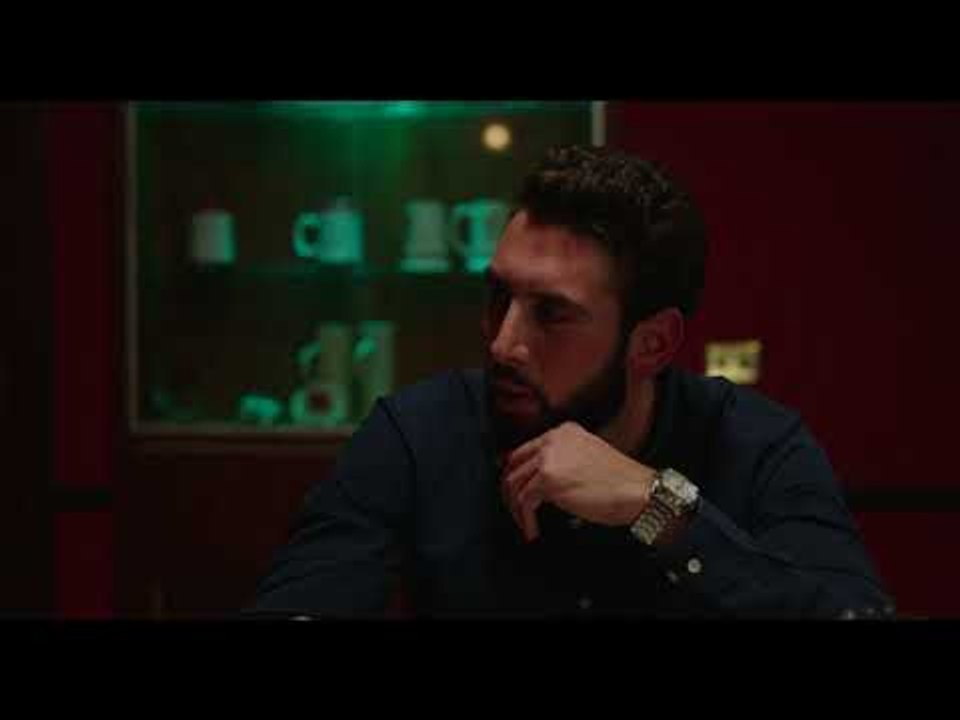 سابع جار - أحلى لحظة رومانسية بين هبه وتامر وأحلي هدية