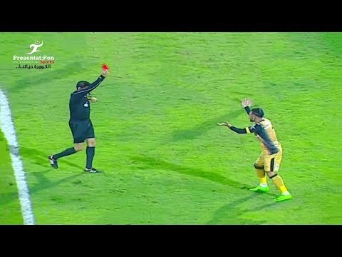 لحظة طرد خالد قمر لاعب الإنتاج الحربي في مباراة الداخلية الجولة الـ 28 الدوري المصري