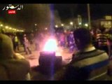 متظاهرون يضرمون النيران بميدان الشون بالغربية