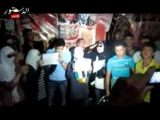 وقفة أمام الخيمة السورية بالتحرير