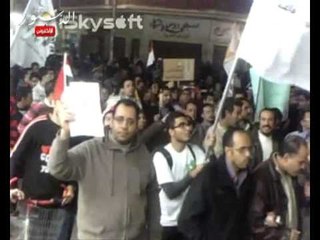 فتاة أسيوط اشعلت حماس المتظاهرين المعارضين