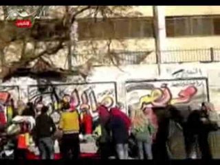 لجان الاستفتاء بالعمرانية تتحول الى سوق شعبى