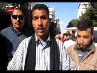 سائقو التاكسى الأبيض يتظاهرون أمام الوزراء