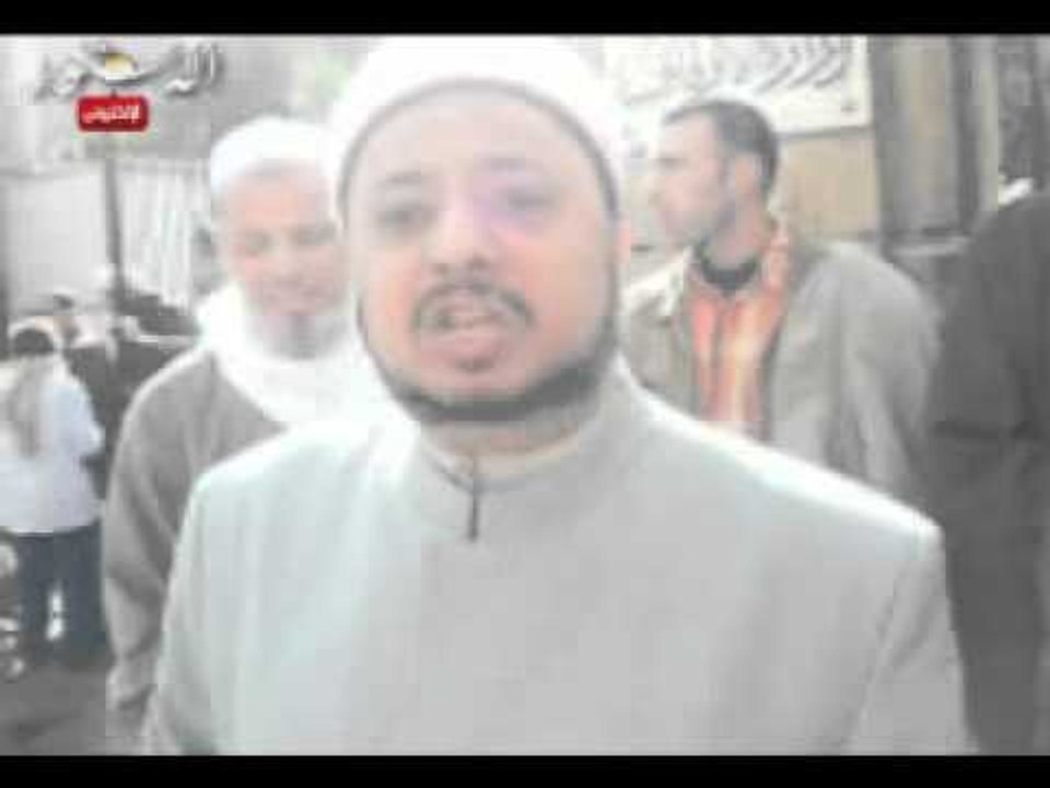 أئمة ودعاة يتظاهرون أمام الأوقاف