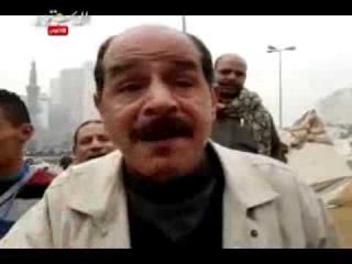 سائق تاكسى يهدد بإشعال النيران بسيارته بسبب الضرائب