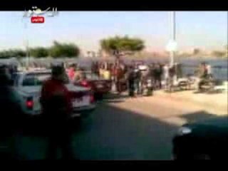 مصابو الثورة بدمياط يقطعون الطريق احتجاجاً علي تجاهل حقوقهم