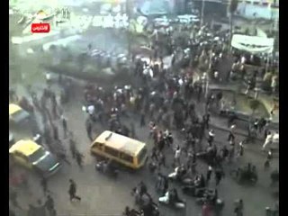 الالتراس يحاصر قسم ثان المحلة و يقطع السكة الحديد