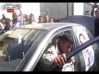 استماع أهالى الشهداء للحكم أمام اكاديمية الشرطة