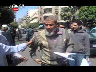 "خناقة مع عابر سبيل" فى اعتصام الأوقاف