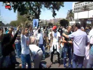 أبناء مبارك ينامون على الأرصفه أمام العسكرى