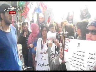 كريمة الحفناوى تقود مسيرة لميدان التحرير
