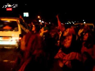 انصار مبارك يعيدون فتح طريق المعادى