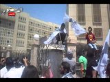 مشادات كلامية بين الشرطة والمتظاهرين أمام محكمة مصر الجديدة