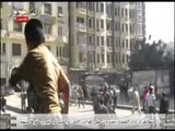 متظاهري دار القضاء يعتدون علي قوات الامن والعساكر تجري خوفا منهم