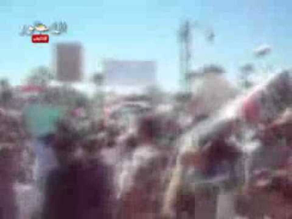 توافد المئات على ميدان الساعة بدمياط للمشاركة في فعاليات جمعه لاللارهاب