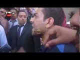 طالب بالدرسات العليا يعتدى بالضرب على رئيس جامعة القاهرة