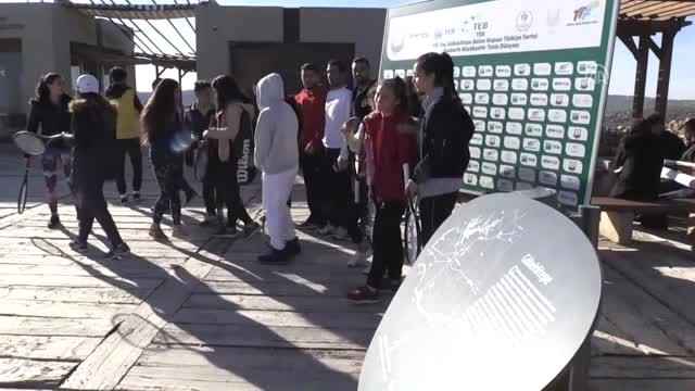 Tenisçiler Göbeklitepe'yi Gezdi