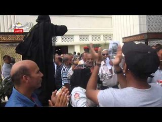 هتافات ورقص لتأييد السيسي أمام ضريح عبدالناصر