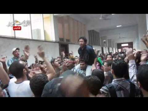 طلبة المحظورة تحول كلية دار العلوم ساحة للتظاهر بجامعة القاهرة