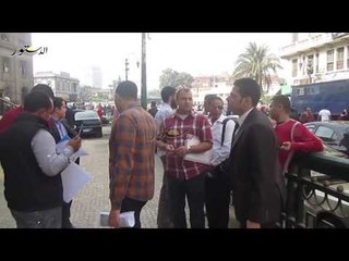 وقفة صامتة لمستبعدى النيابة أمام دار القضاء