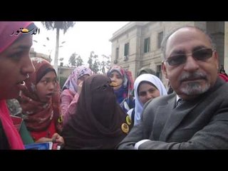 غضب طلاب المحظورة من أستاذ جامعى يؤيد قانون التظاهر