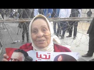 سيدة مسنة تؤلف أغنية فى حب السيسى وتفضح اكاذيب مرسى