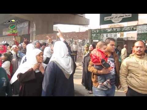 مؤيدو السيسى ببولاق الدكرور يدعون للتصويت بنعم للدستور