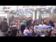 أنصار مبارك يحتشدون أمام مستشفي المعادى ويقفون دقيقة حداد في ذكرى تنحيه