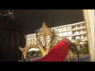 أبناء مبارك أمام مستشفي المعادى ... الريس شاورلنا