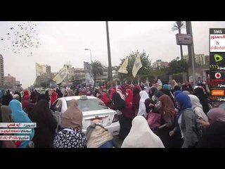 سائق تاكسي يصطدم طالبات الإخوان بعد قطعهن الطريق