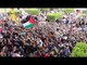 طلاب الاخوان يرفعون اعلام فلسطين تضامنا مع غزة فى تظاهراتهم