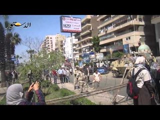 شاهد   استفزاز إخوانيات الأزهر للجيش والشرطة بمدخل ميدان رابعة