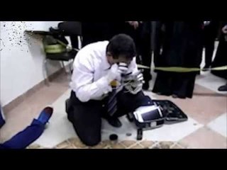 شاهد كيفية التعامل مع حالات الاشتباه بوجود مفرقعات  "بجامعة أسيوط"