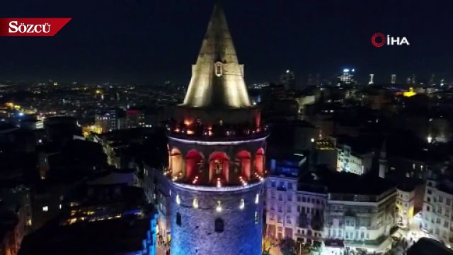 İstanbul’un simgeleri mavi ve turuncuya büründü!