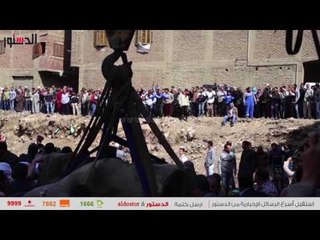 أهالي المطرية يستقبلون تمثال رمسيس الثاني بـ"الزغاريد والرقص"