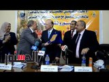 الدستور | محافظ القاهرة يكرم المؤسسات والجمعيات الداعمة للمجتمع