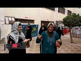 الدستور - مسنة ترقص علي أغنية تسلم الأيادي: «انتخبت السيسي ابني حبيبي»
