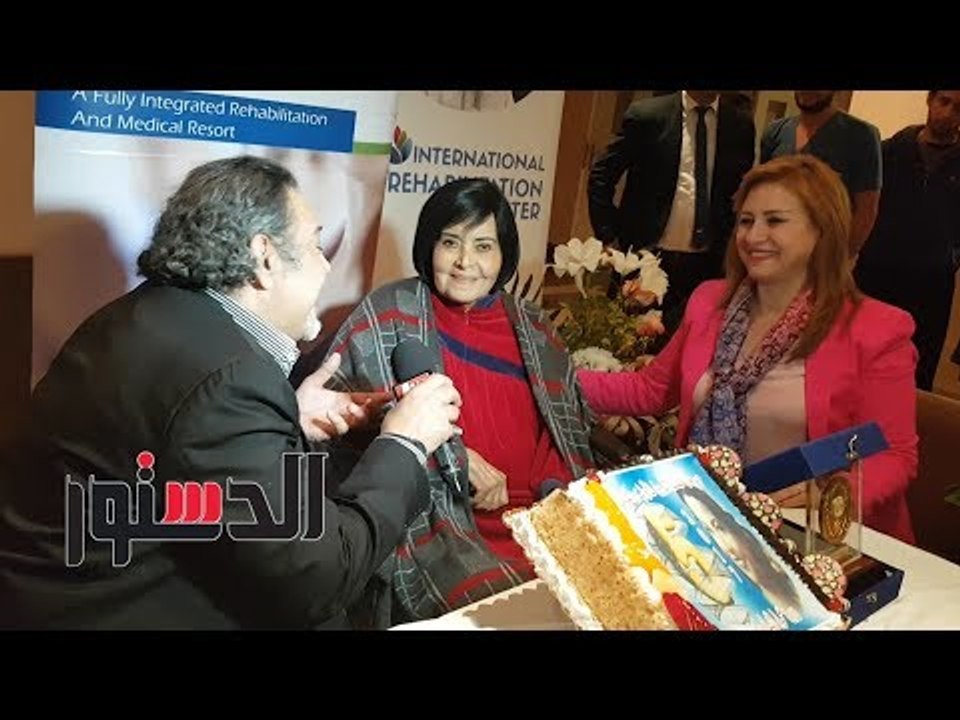 الدستور | مديحة يسرى تغنى على أنغام محمد فوزى